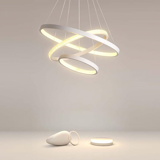 Round 3-Ring Modern LED Chandelier – Adjustable Hanging Design