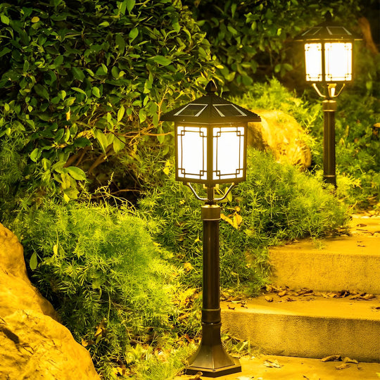 Ancient House Style Solar LED Post Light with 3-Step Dimming