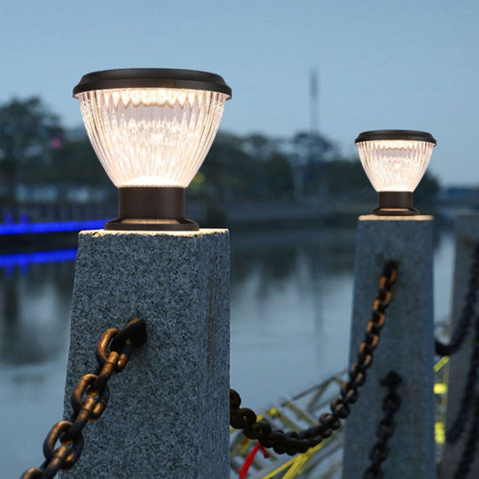 Round LED Solar Post Caps Lights – Modern Pillar Lighting