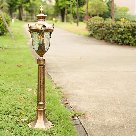 European Style Waterproof Outdoor Lawn Lamp Elegant Pathway Lighting
