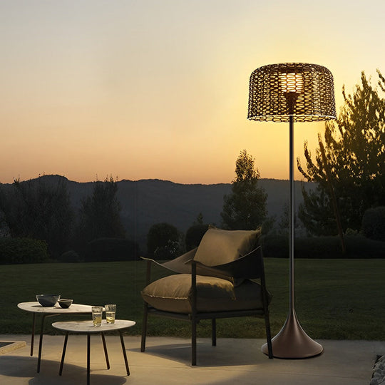 1-Light Mesh Outdoor Floor Lamp