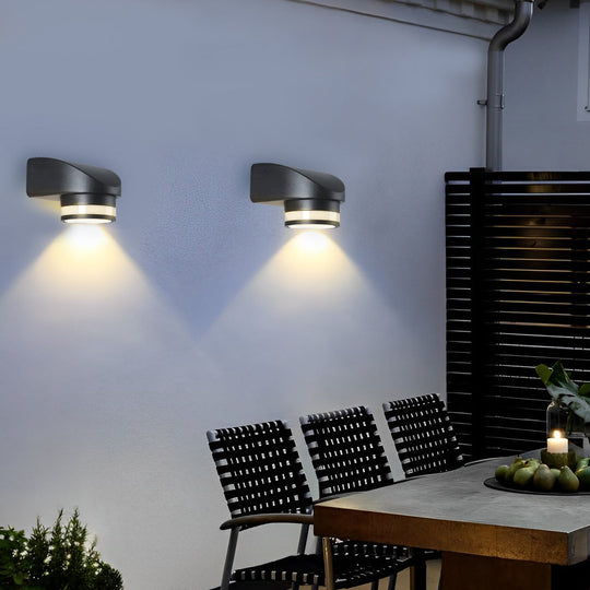 Round LED Outdoor Waterproof Up and Down Wall Lamp