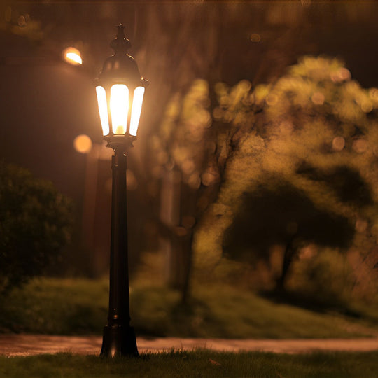 Elegant European Style Black LED Outdoor Pathway Lamp Post