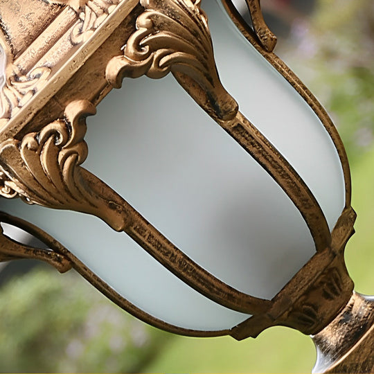 Traditional European-Style LED Outdoor Pathway Lamp Post – Durable & Waterproof