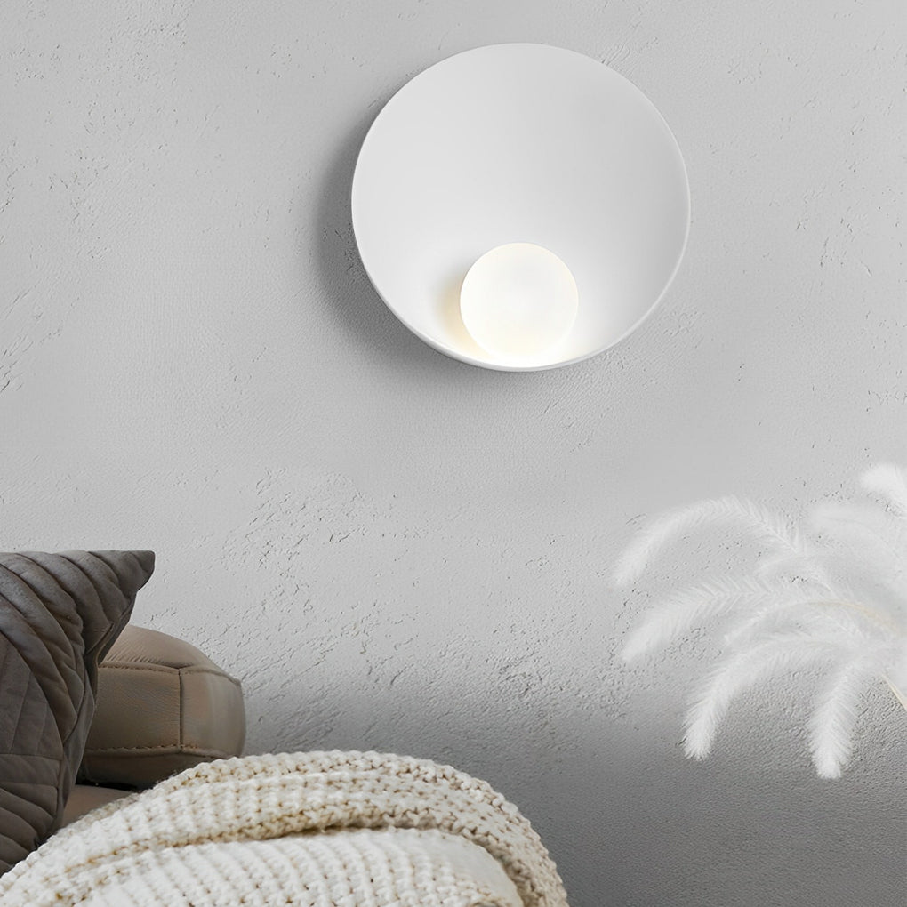 Round Resin Glass Nordic Decorative LED Wall Lamp