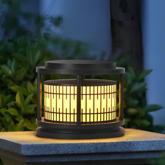 Round Retro Pattern Black Solar LED Fence Post Light