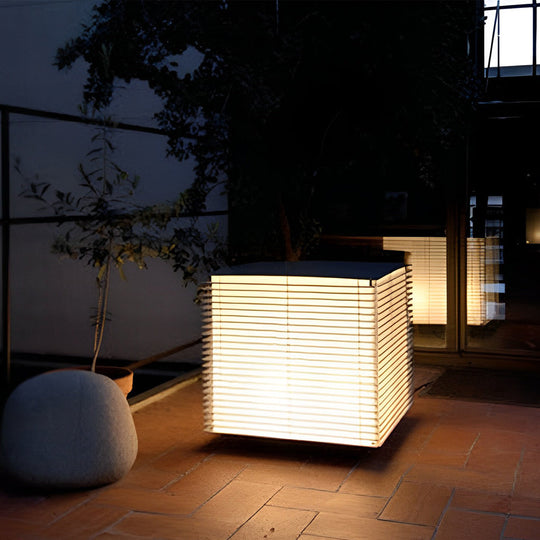Square Grids Waterproof LED Outdoor Lawn Lamp