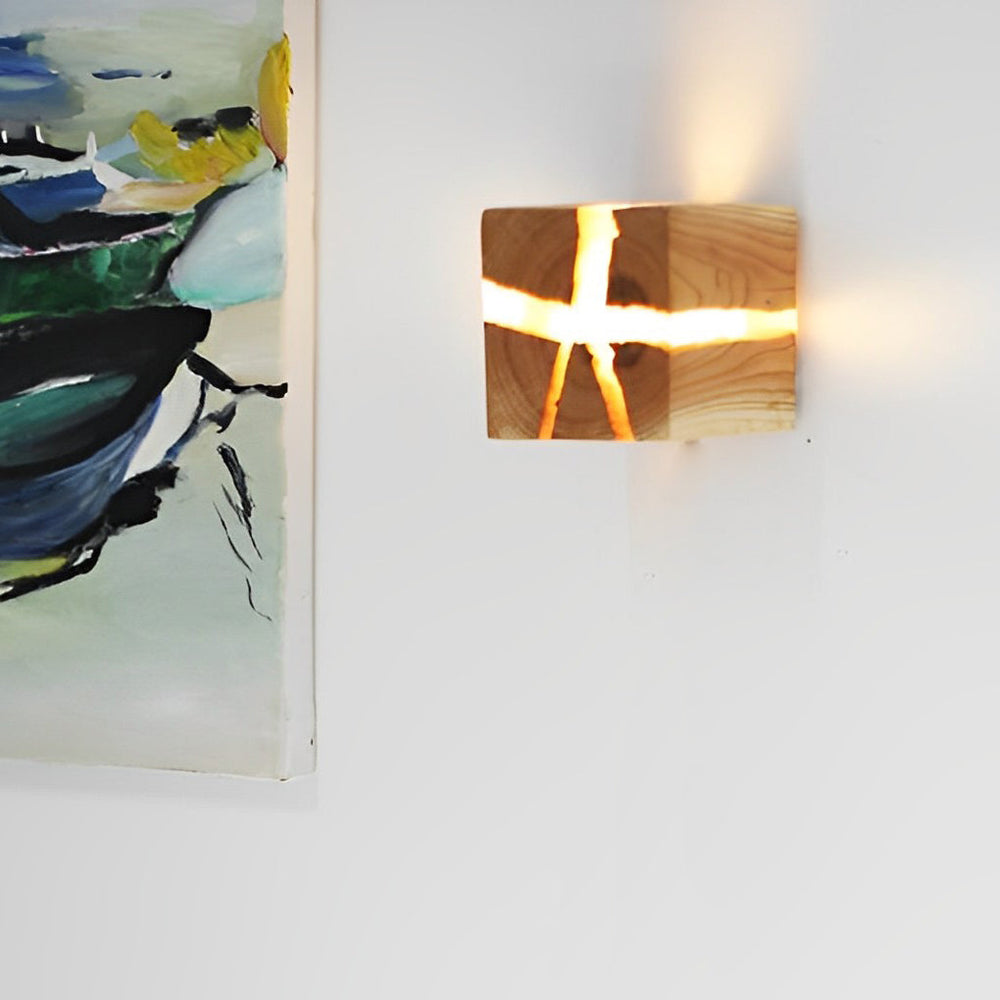 Cracked Wood Grain Square Wall Lamp