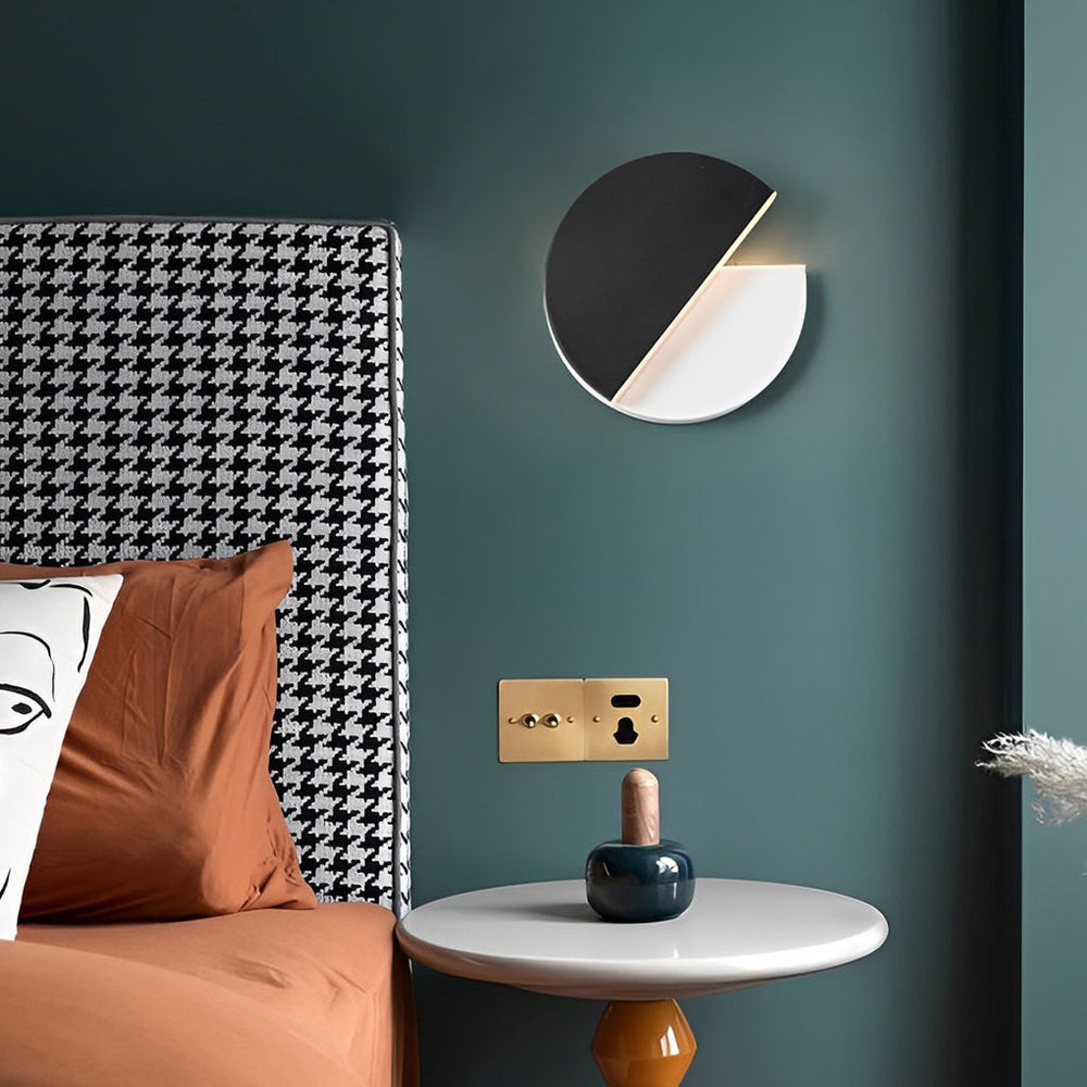 Creative Circular 350° Rotatable LED Nordic Wall Sconce