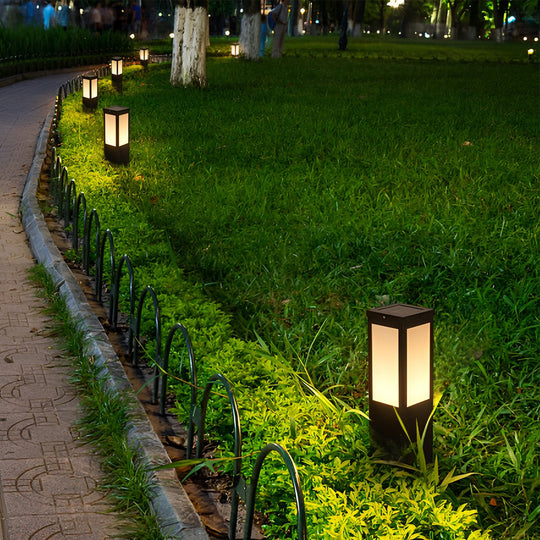 Remote Controlled Industrial Solar Bollard Lights Waterproof and Square Outdoor Lighting