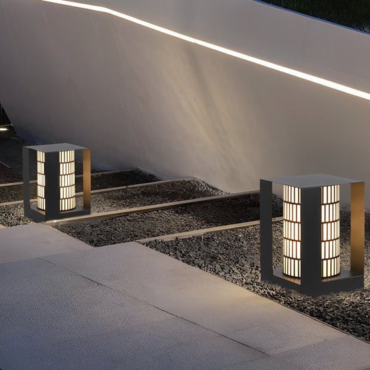 Four-Panel Cylinder Lantern LED Outdoor Light with Lattice Pattern