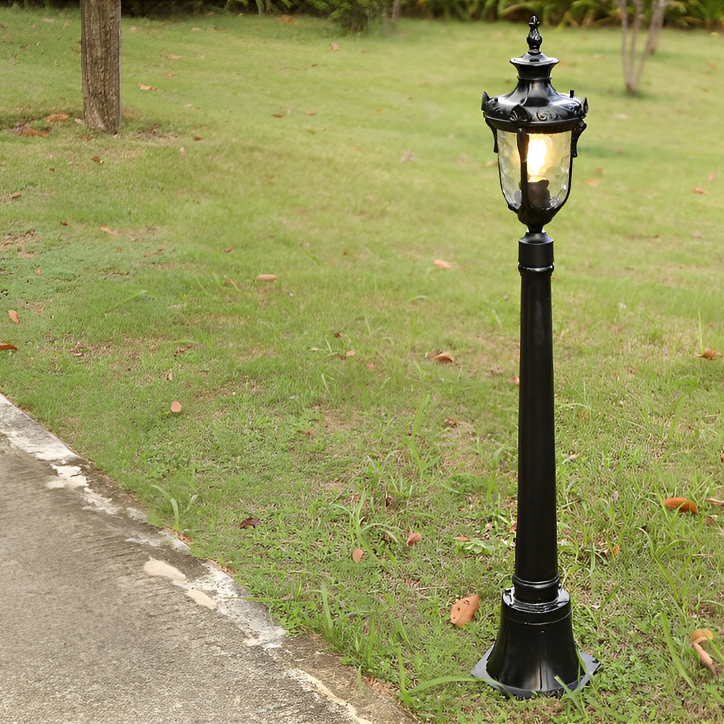 European Style Waterproof Outdoor Lawn Lamp Elegant Pathway Lighting