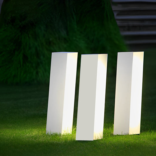 Artistic Cuboid Inclined Outdoor Lawn Lamp