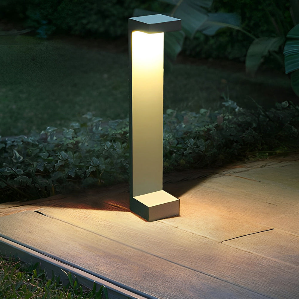 Aluminum LED I-Shaped Pathway Light – Modern Black Waterproof