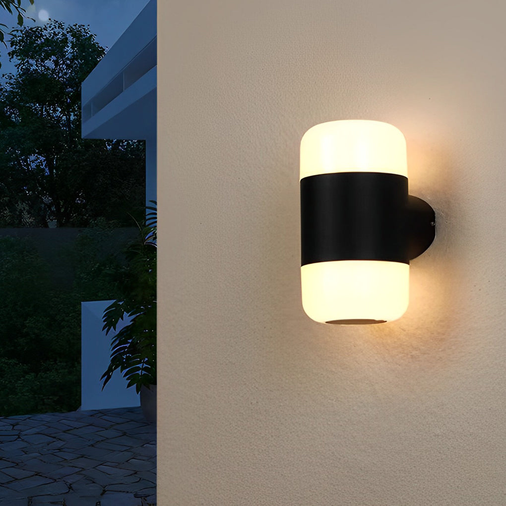 Round LED Outdoor Waterproof Up and Down Wall Lamp