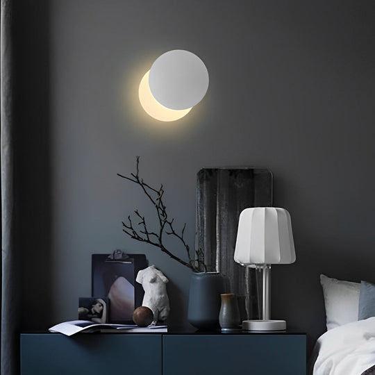 360° Rotatable Round Modern LED Wall Lamp