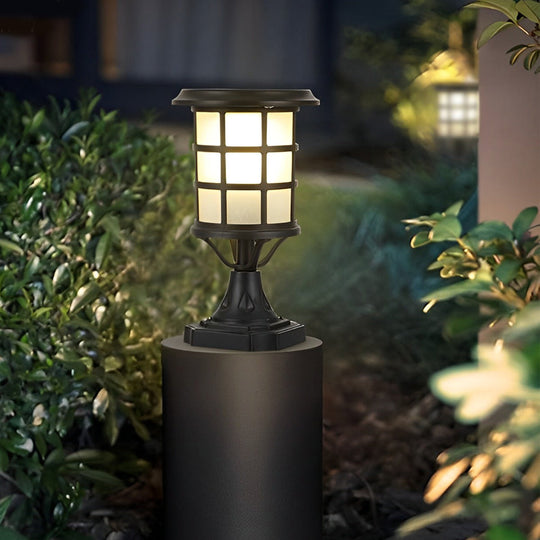 Round Cage Waterproof LED Solar Fence Post Light with Remote