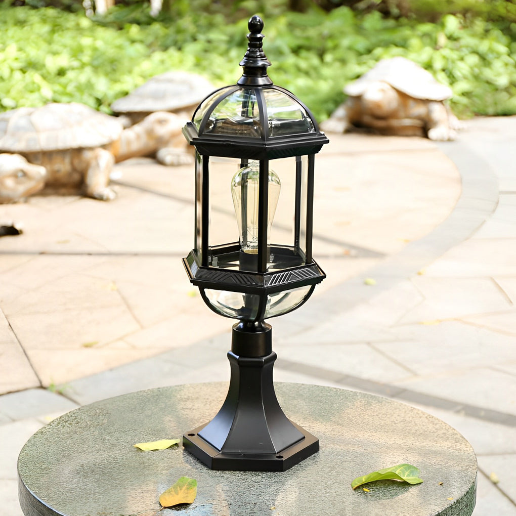 Elegant Black Retro Outdoor Post Light with Glass Shade