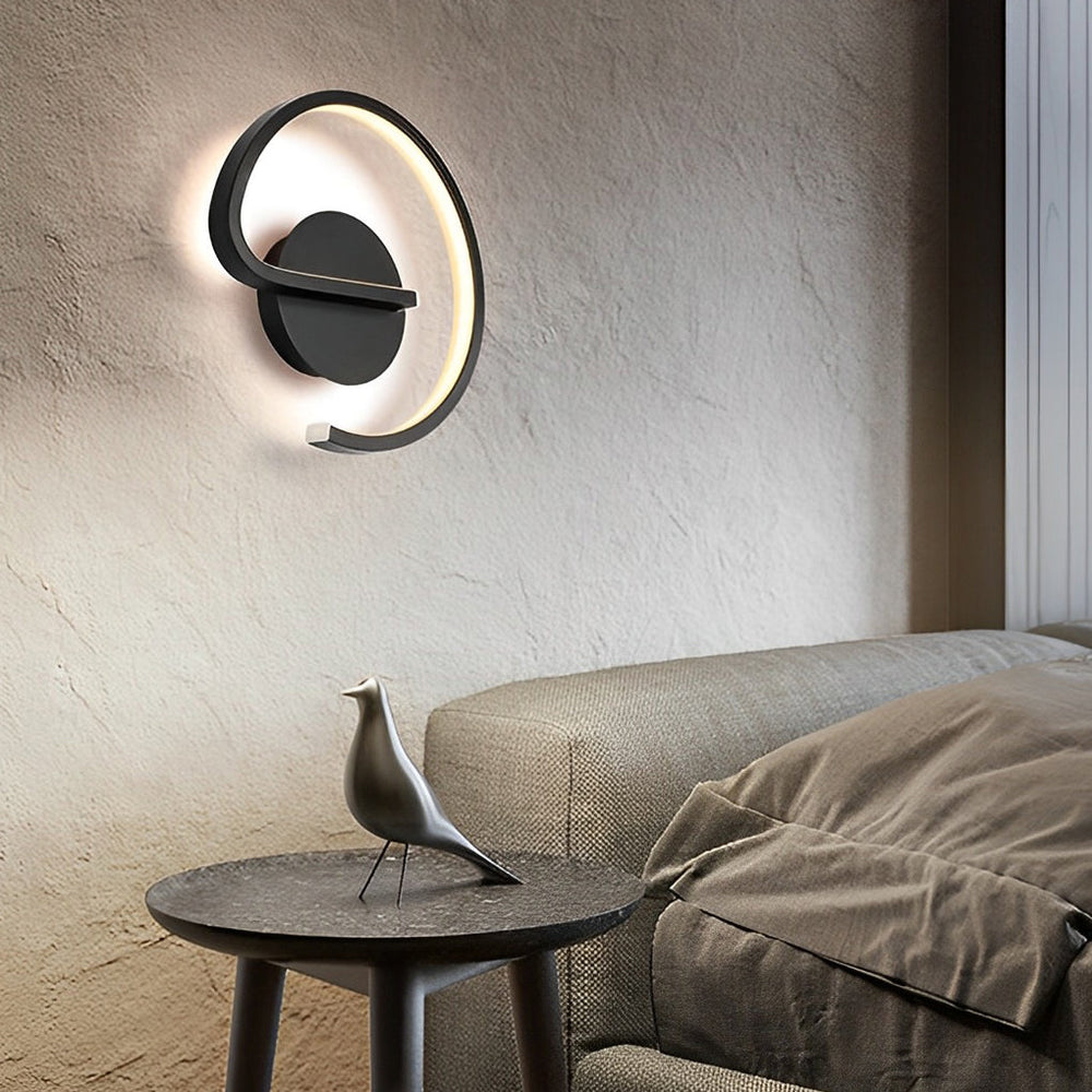 Artistic Decorative Modern LED Wall Lamp