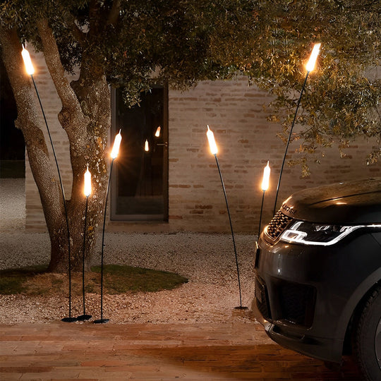 Minimalist Reed-Shaped Black LED Outdoor Lawn Lights