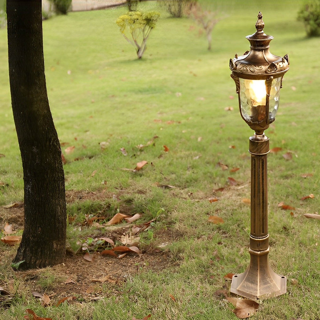 European Style Waterproof Outdoor Lawn Lamp Elegant Pathway Lighting