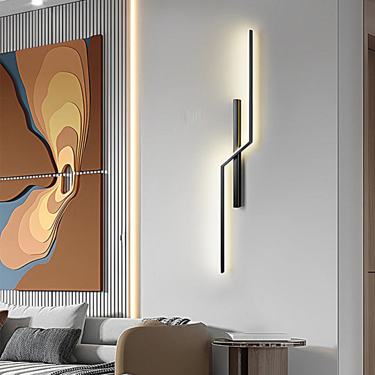 Creative Lines LED Minimalist Wall Lamp