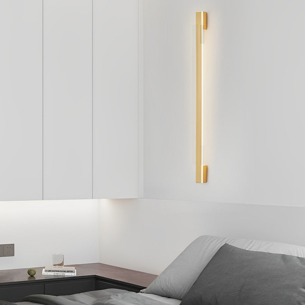 Minimalist Linear Copper LED Wall Lamp with 3-Step Dimming