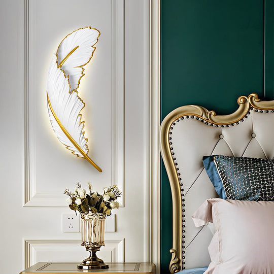 Modern Art Decorative Resin Feather LED Wall Sconce