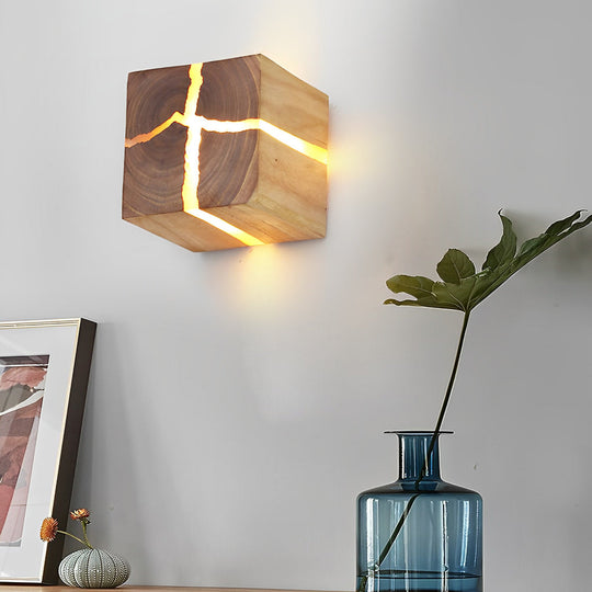 Cracked Wood Grain Square Wall Lamp