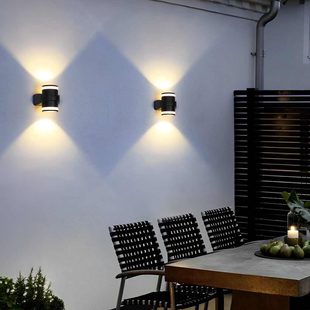 Round LED Outdoor Waterproof Up and Down Wall Lamp