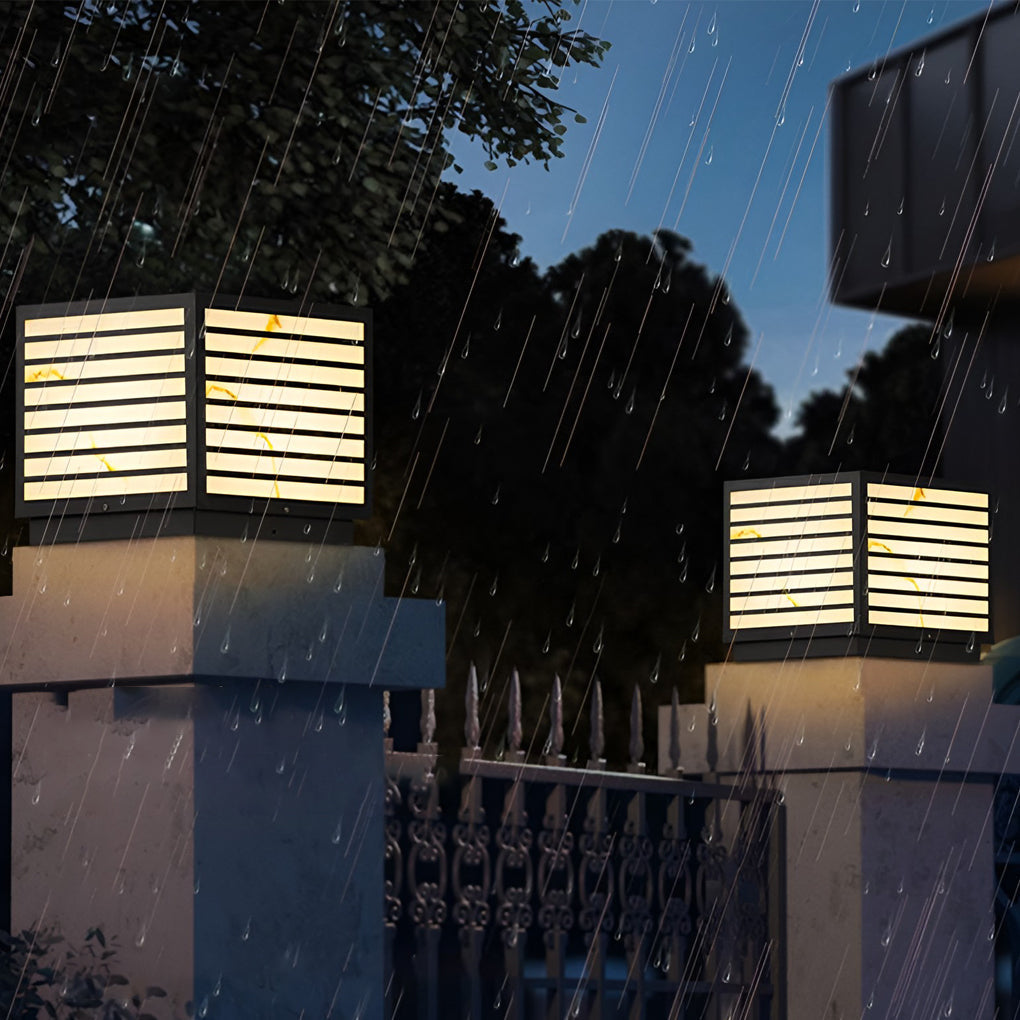Square IP65 Waterproof LED Solar Outdoor Deck Post Pillar Light