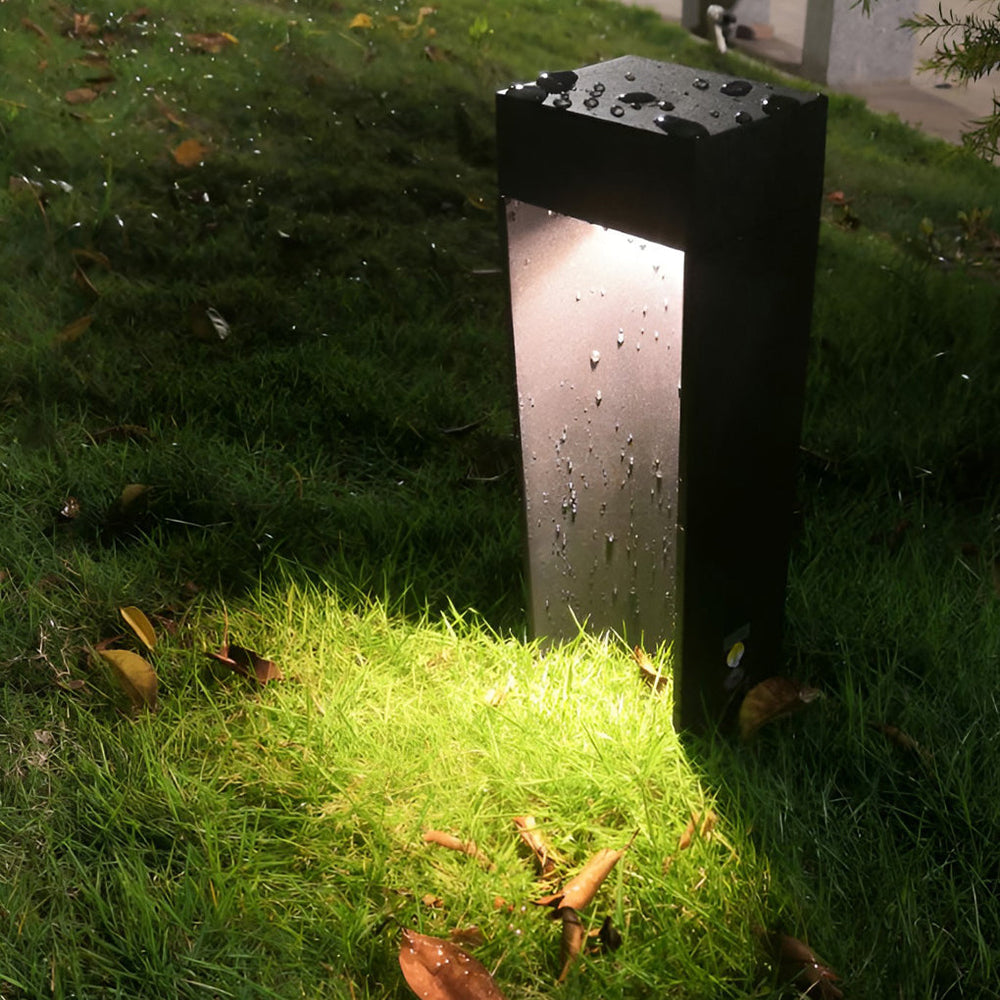 Modern 5W LED Black Outdoor Lawn Light with Open Front and Energy Efficient Design