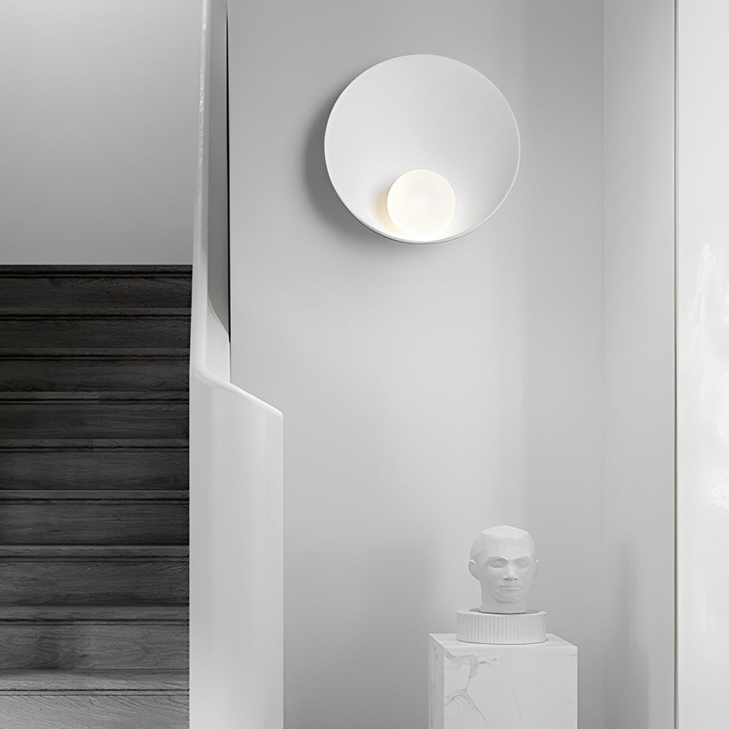 Round Resin Glass Nordic Decorative LED Wall Lamp