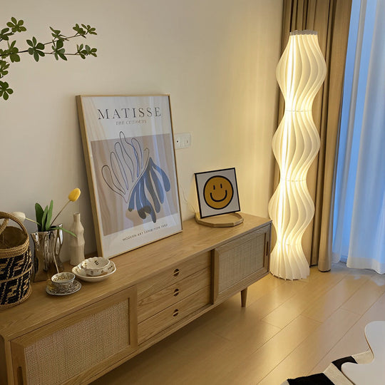 Modern Coastal LED Wavy Floor Lamp with 3-Step Dimming