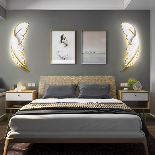 Modern Art Decorative Resin Feather LED Wall Sconce