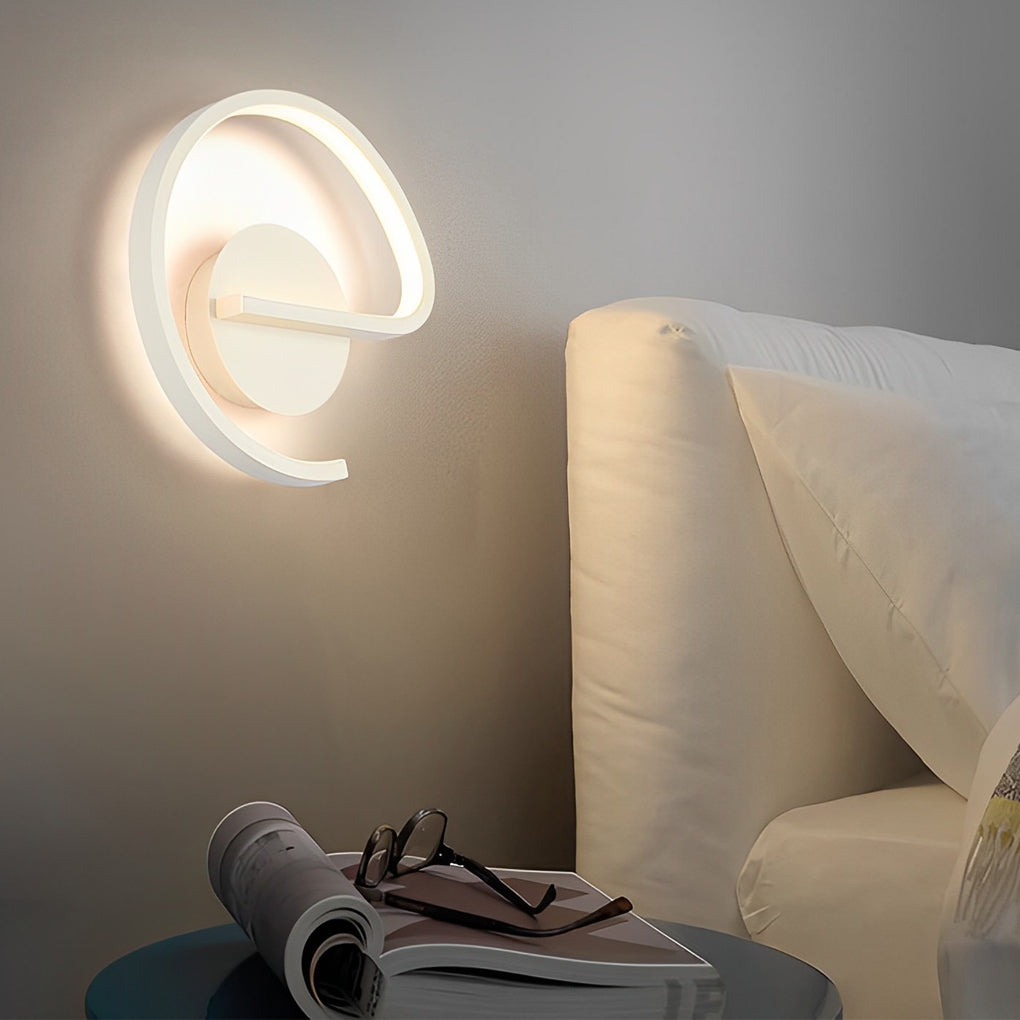 Artistic Decorative Modern LED Wall Lamp