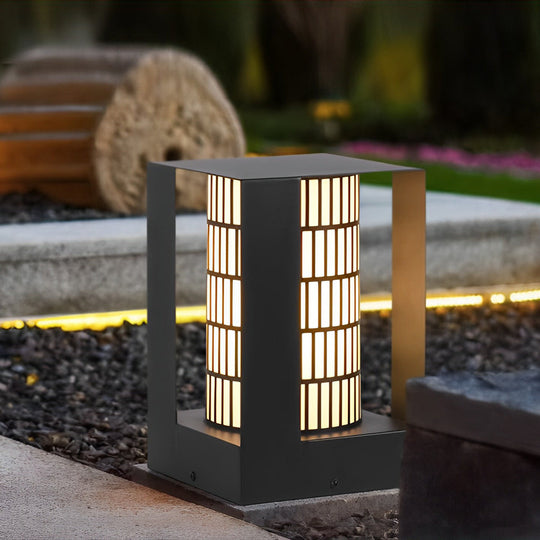 Four-Panel Cylinder Lantern LED Outdoor Light with Lattice Pattern