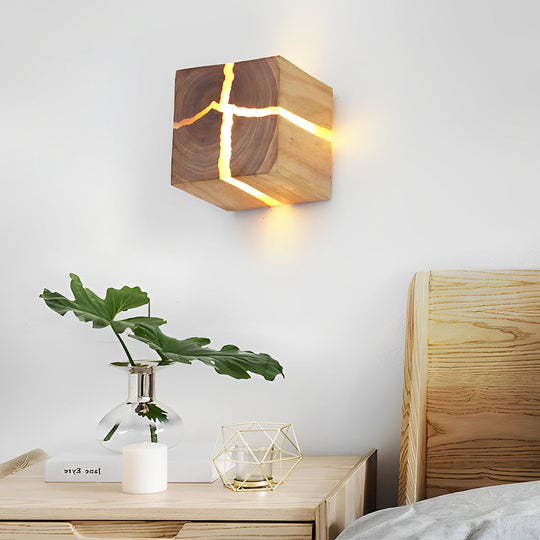 Cracked Wood Grain Square Wall Lamp