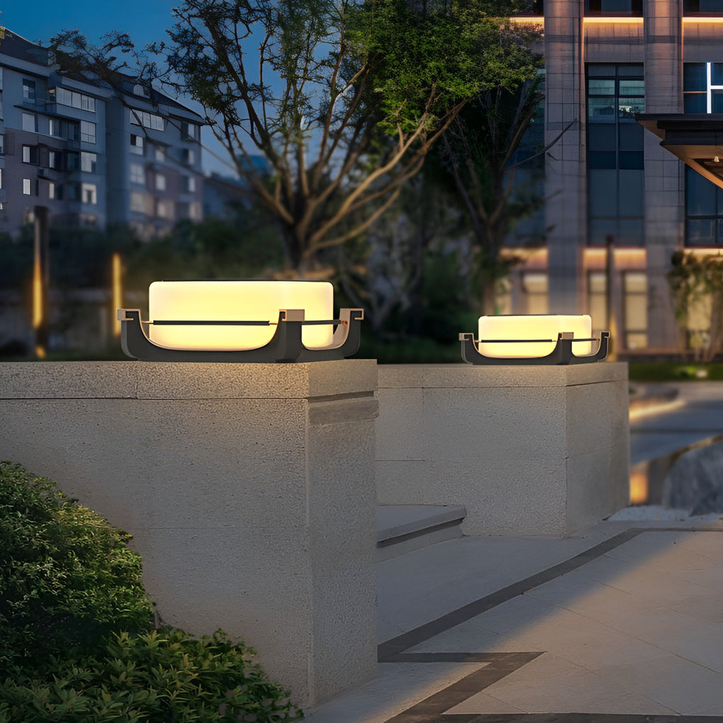 Waterproof LED Solar Deck Post Light Outdoor Fence Pillar Lamp