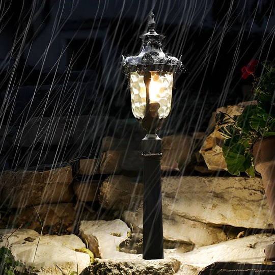 European Style Waterproof Outdoor Lawn Lamp Elegant Pathway Lighting