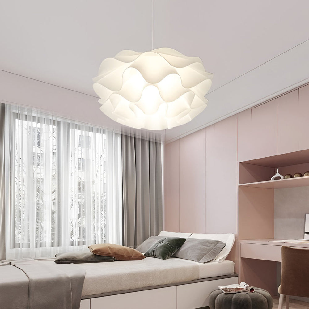 Flower Shaped Three-Step Dimming LED White Nordic Chandelier Pendant Light