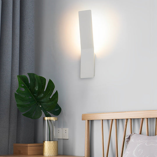 Minimalist Creative LED Aluminum Nordic Wall Lamp