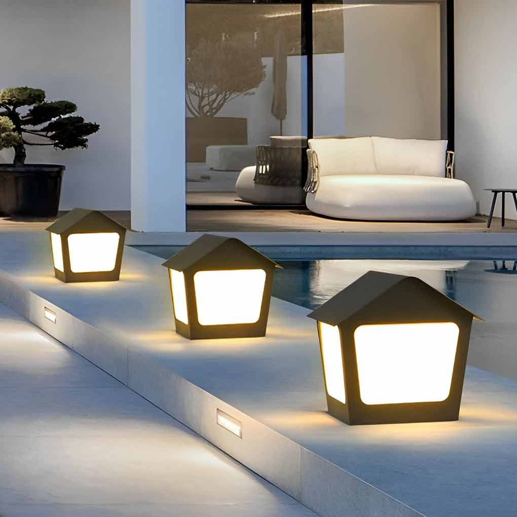 Cottage Shaped LED Waterproof Solar Fence Post Light