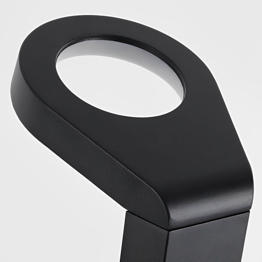 Minimalist Black Aluminum LED Lawn Lamp