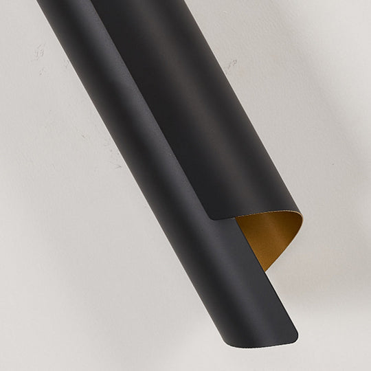 Classic Nordic LED Curved Metal Wall Lamp