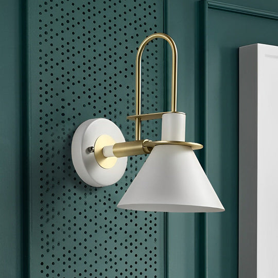 Minimalist Horn Shape Modern LED Wall Lamp