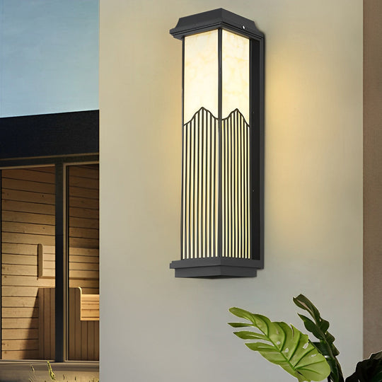 Solar Powered Waterproof Outdoor Wall Light with Remote