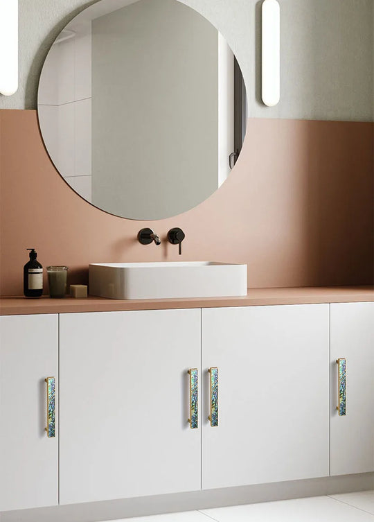 Brass Furniture Handles with Natural Shell – Modern Knobs for Cabinets, Drawers, and Wardrobes
