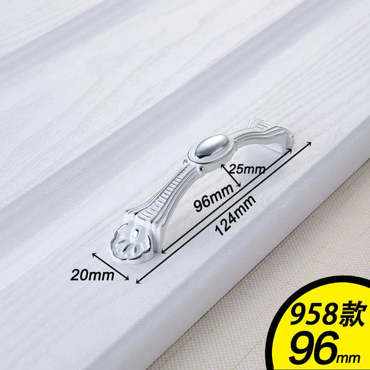 European Ivory White Cabinet Handle – Elegant Zinc Alloy Pulls for Dressers and Cupboards (96mm)
