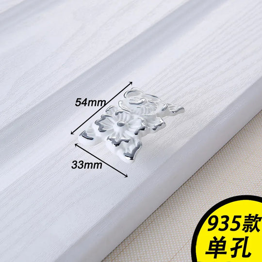 European Ivory White Cabinet Handle – Elegant Zinc Alloy Pulls for Dressers and Cupboards (96mm)